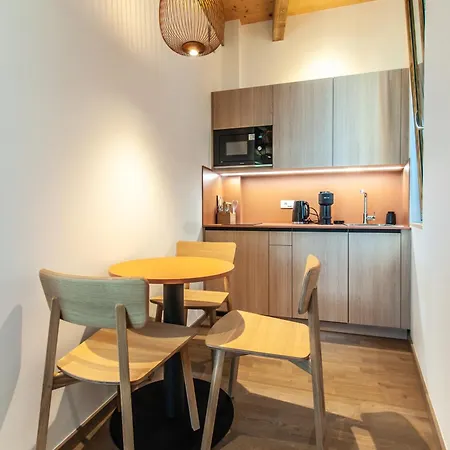 Na Stolbi * 卢布尔雅那